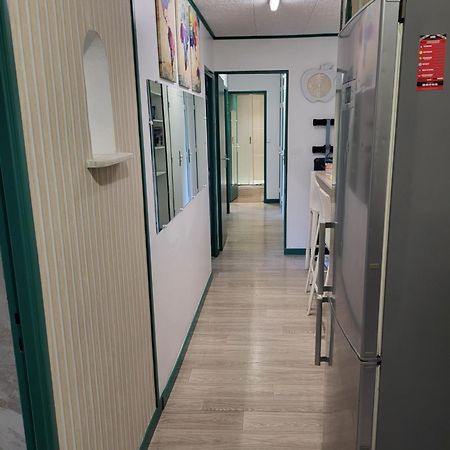 Private Room-3 In Hannana Apartment- 2 Min Walk To Tram 12 Min To Nice Train Station 15 Min To Massena Place ニース エクステリア 写真